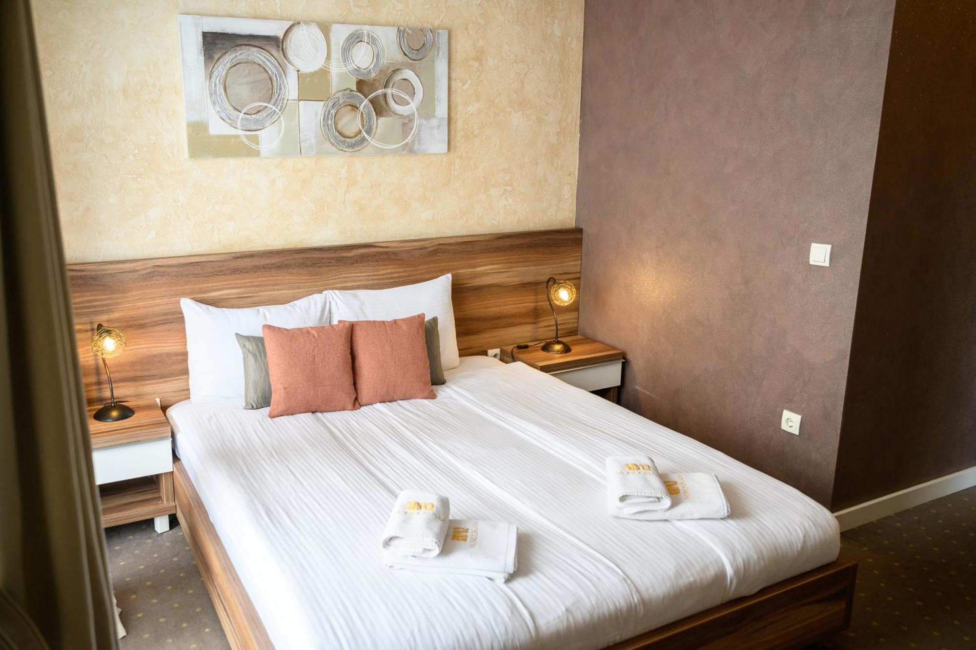 Mv Monogram Otel Indija Dış mekan fotoğraf