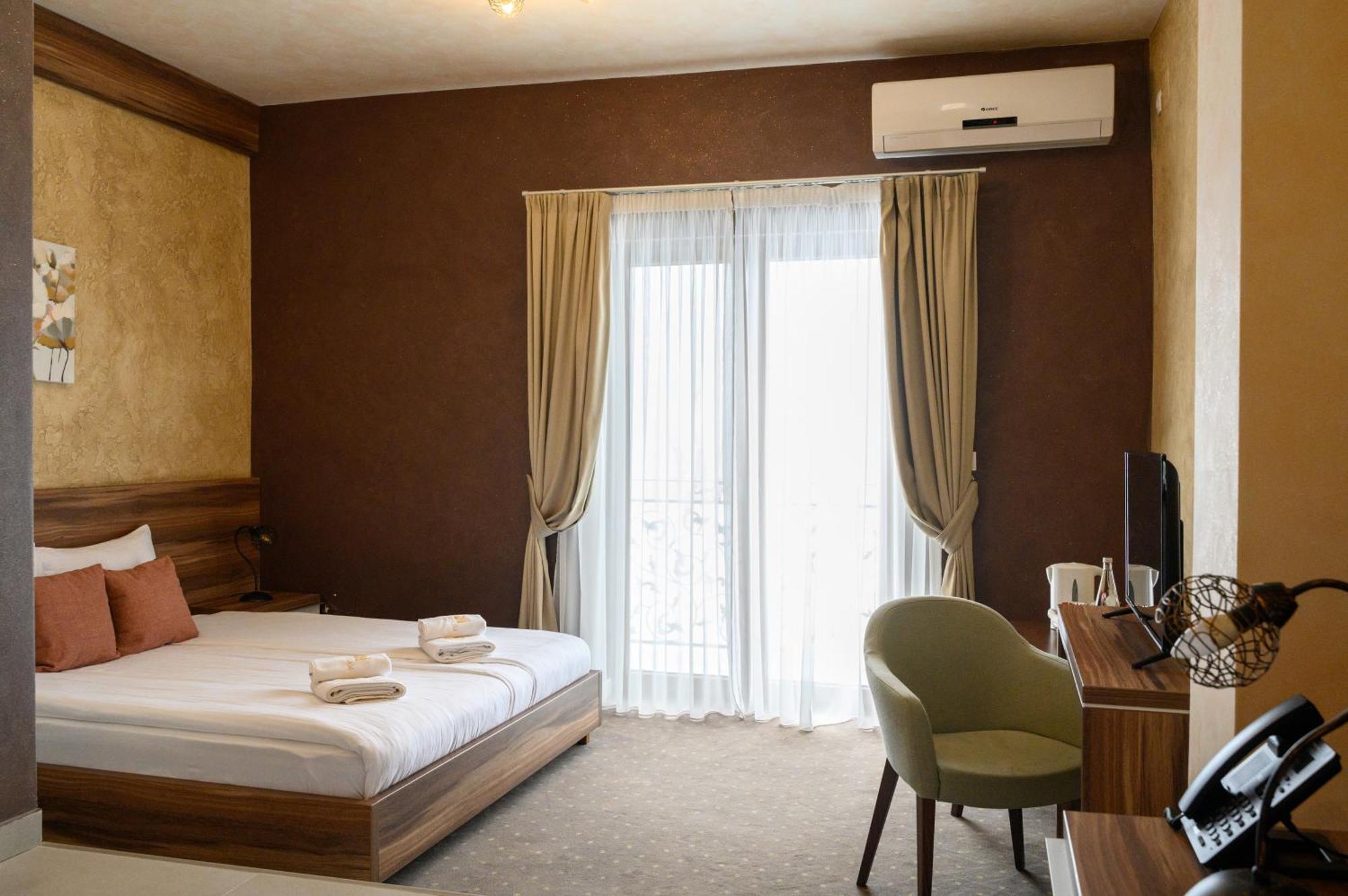 Mv Monogram Otel Indija Dış mekan fotoğraf