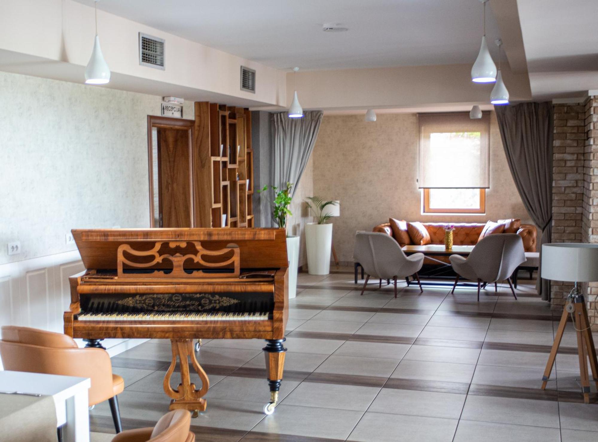 Mv Monogram Otel Indija Dış mekan fotoğraf